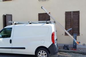 Slitta portascale basculante Store Van + Rullo