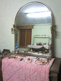 Specchiera da bagno anni '80 con accessori