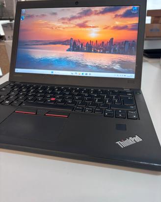Lenovo ThinkPad i5 vPro 8GB 256GB Win 11 Pro