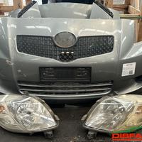 Toyota Yaris 2a serie musata anteriore