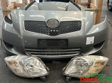 Toyota Yaris 2a serie musata anteriore