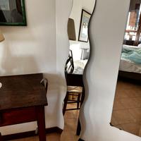 Specchio da parete stile onda