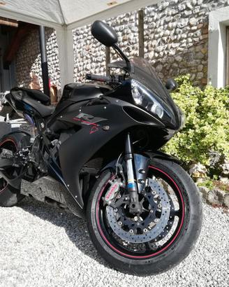 Yamaha R1 2006
