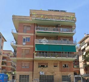 3 LOCALI A ROMA