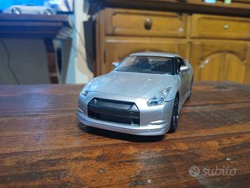 Modellino Nissan Skyline F&F 1/24