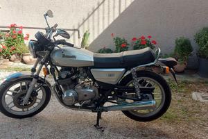 Moto Benelli 354