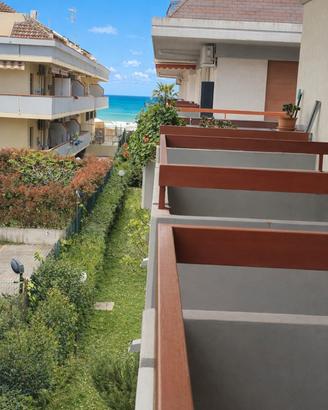 Domus moeca a 50 mt dal mare