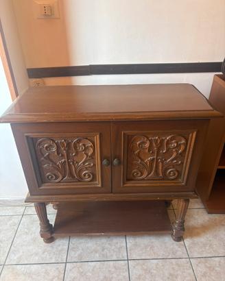 Mobile in legno