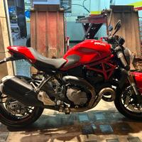 Ducati Monster 821