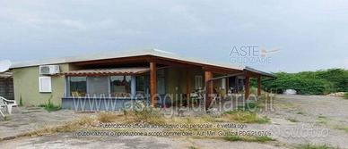 Villa o villino Vercelli [A4358073]