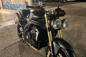 Triumph speed triple 1050