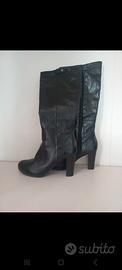 stivali in pelle neri nr.38 mai usati tacco 9