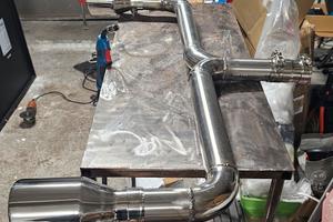 Scarico terminale sportivo Golf 7 doppia uscita 