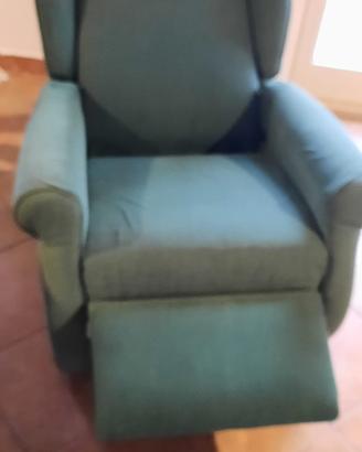 Poltrona reclinabile