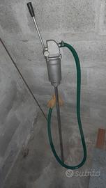Pompa manuale per fusti