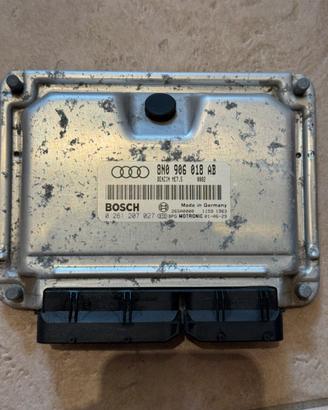 Centralina motore audi tt mk1 8n