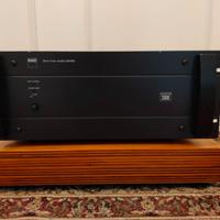 NAD 218 THX Amplificatore