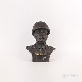 Busto in bronzo raffigurante Benito Mussolini