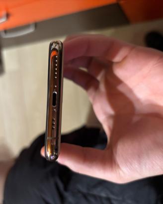 A iPhone 11 Pro