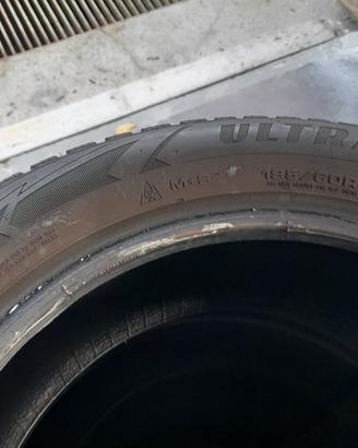 4 Gomme Invernali Usate Goodyear 195/60 R16 93H ❄️