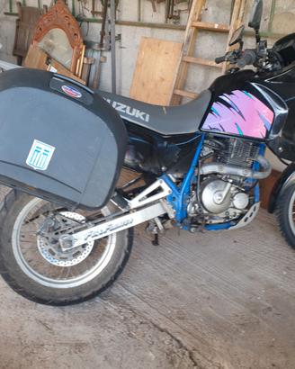 suzuki dr 650 rs