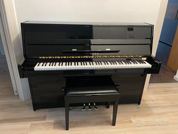 Pianoforte verticale Yamaha C110A
