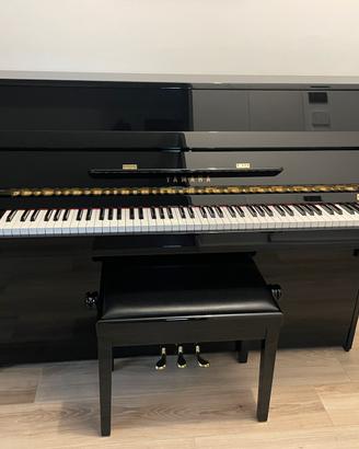 Pianoforte verticale Yamaha C110A