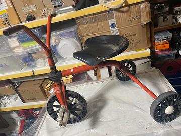 Triciclo bambini in metallo marca Giordani vintage