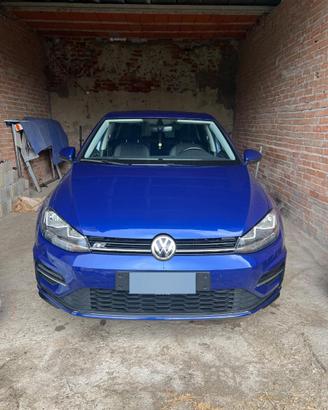 Volkswagen Golf 7.5 Sport 1.5 TSI 150CV DSG