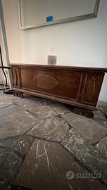 Cassapanca in legno