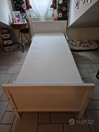Letto e materasso IKEA  BIMBI SUNDVIK allungabile