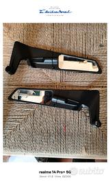 Specchietti retrovisori per moto e scooter.