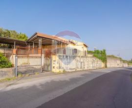 Locale Commerciale - Acireale