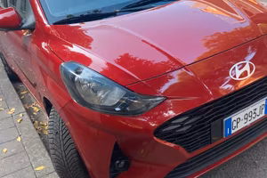 HYUNDAI I10  ROSSA SOLO 18700 KM