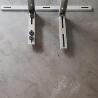 staffa per climatizzatore