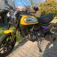 Ducati Scrambler Icon 803 - Super Accessoriata