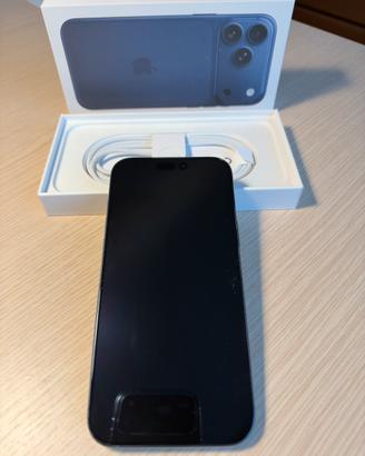 IPhone 17 Pro Max 256 GB case Blue, batteria 99%