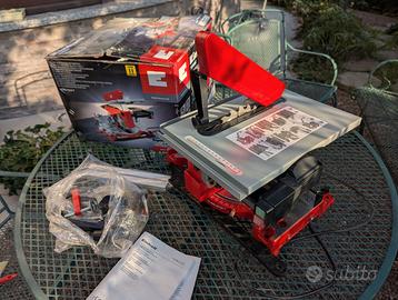 Troncatrice con piano sup. Einhell TC-MS 2112 T