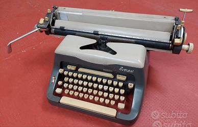 Macchina da scrivere Everest – Made in Italy –