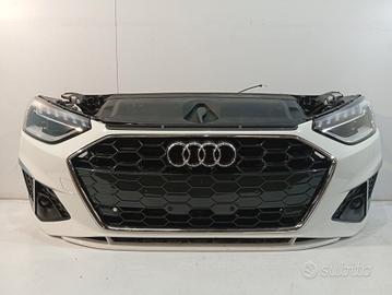 Audi A4 - Paraurti S-Line, fari LED , cinghia, kit