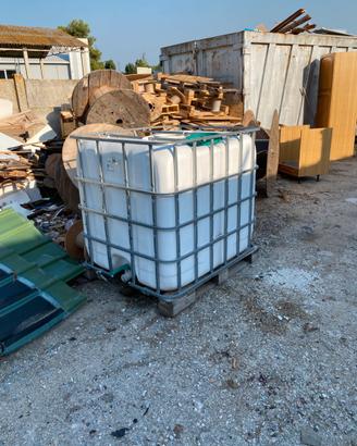 Cisterna 1000 litri per acqua o altri liquidi