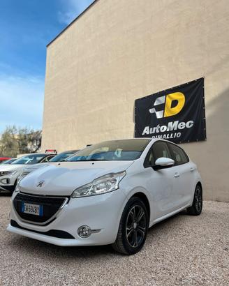 Peugeot 208 1.4 HDi 68 CV 5 porte Allure