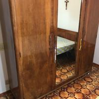 armadio con 2 comodini