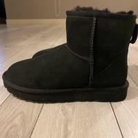 UGG nero