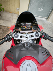 Panigale V4