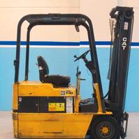 Muletto elettrico 1500kg marca CAt