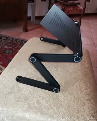 Piano di lavoro inclinabile porta PC