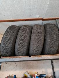 4 cerchi e pneumatici 185/65 R15 88T