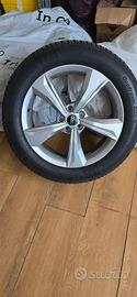 Cerchi Audi con pneumatico