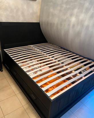 letto  matrimoniale e armadio